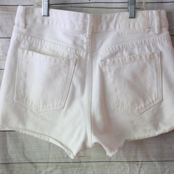 PULL&BEAR White Distressed Denim Shorts Mom Waist - Picture 7 of 10